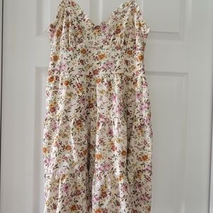 No Boundaries Strappy Floral Dress Size: S (4-6)